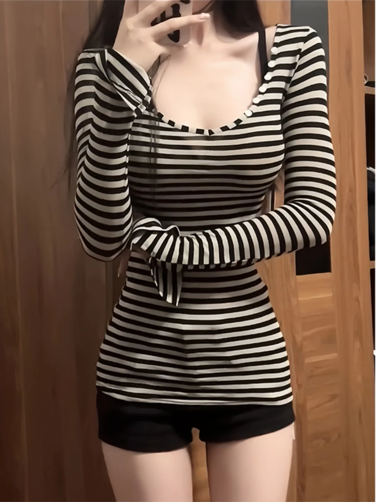 Pure Desirable Sexy V-Ne Striped Long Sve T-irt Women's Inner Wear Slim Fit Slimming Hot Girl Large Collar Top