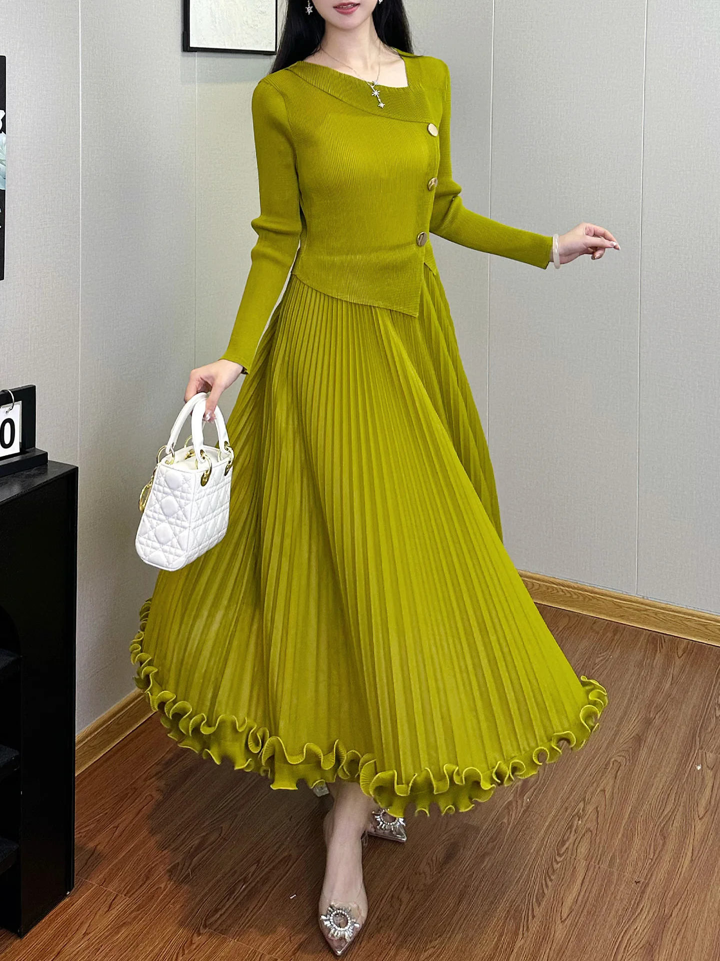 

Miyake Pleated Dress Women's 2026 New Ruffled Metal Button Design Slope Collar Long-sleeved Elegant French Pleated Skirt