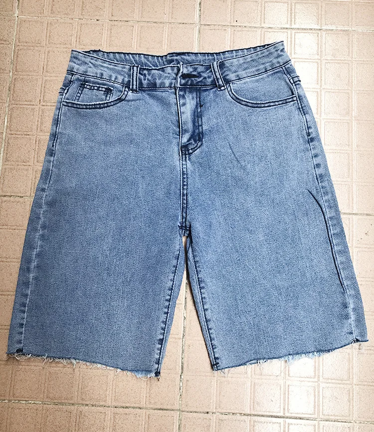 2022 Summer New Straight pantaloni medi a cinque punti a vita alta pantaloni medi in Denim Jeans da donna abbigliamento donna