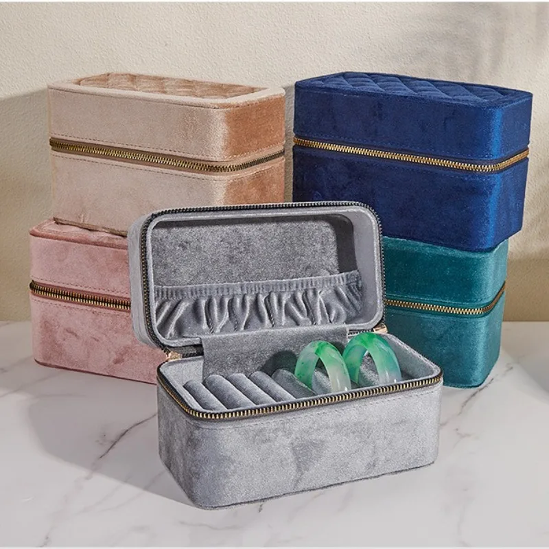 

Portable Jewelry Storage Box Valuable Bracelet Protect Case Travelling Trinket Organizer Boxes Household Bracelet Display Cases