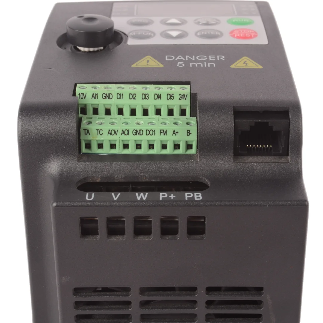 220V 380V  Economical VFD Variable Frequency Drive Converter Inverter 0.75/1.5/2.2/4/5.5KW Motor Speed Controller suswe-310