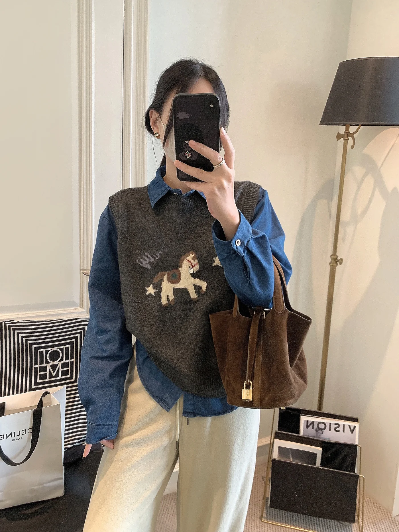 

Модный вязаный джинсовый комплект: куртка и топ, женский, весна 2026, корейский стиль, дышащий, с длинными рукавами, повседневная одежда