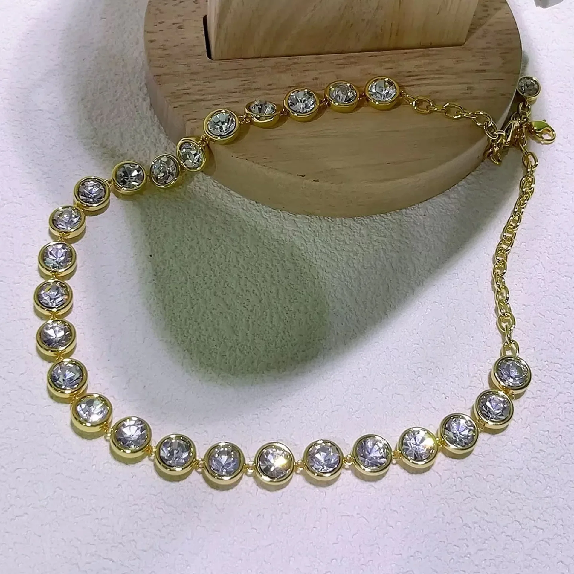 2025 جديد الأصلي الراقية للنساء مجموعات مجوهرات فاخرة كريستال فريد القلائد الأقراط الطويلة أساور خواتم شخصية