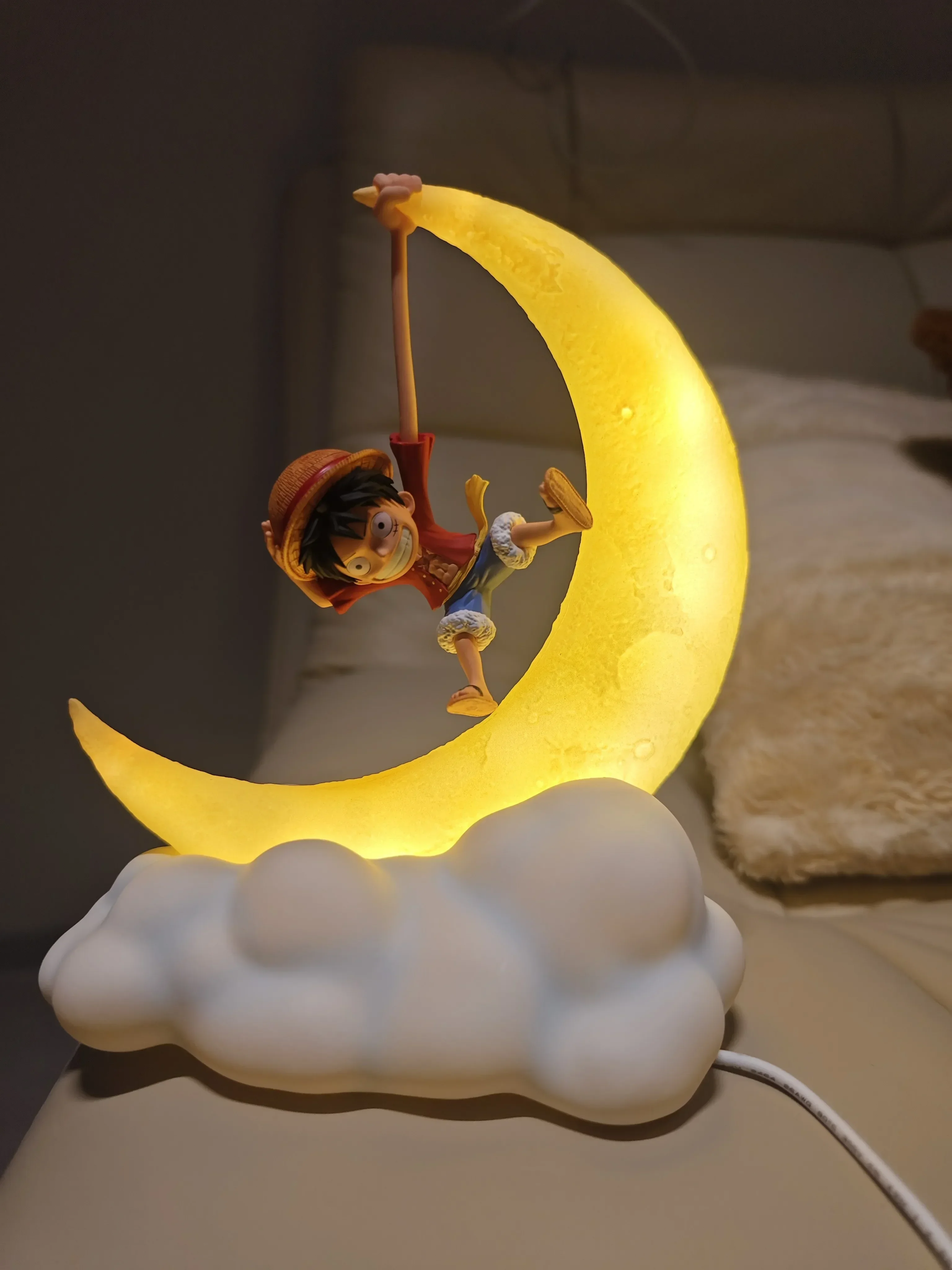 Nuova luce notturna di un pezzo originale Rufy Figura Anime Periferica Decorazione carina Controllo magnetico Lampada lunare Regali personalizzati da tavolo