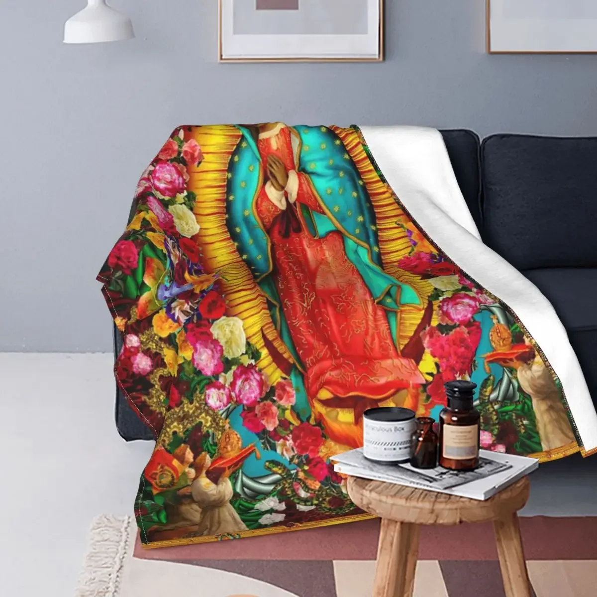 Virgin Mary Our Lady Of Guadalupe Flannel Blanket Mexican Christian Catholic Fashion Throw Blanket for Home Hotel Sofa Rug Piece