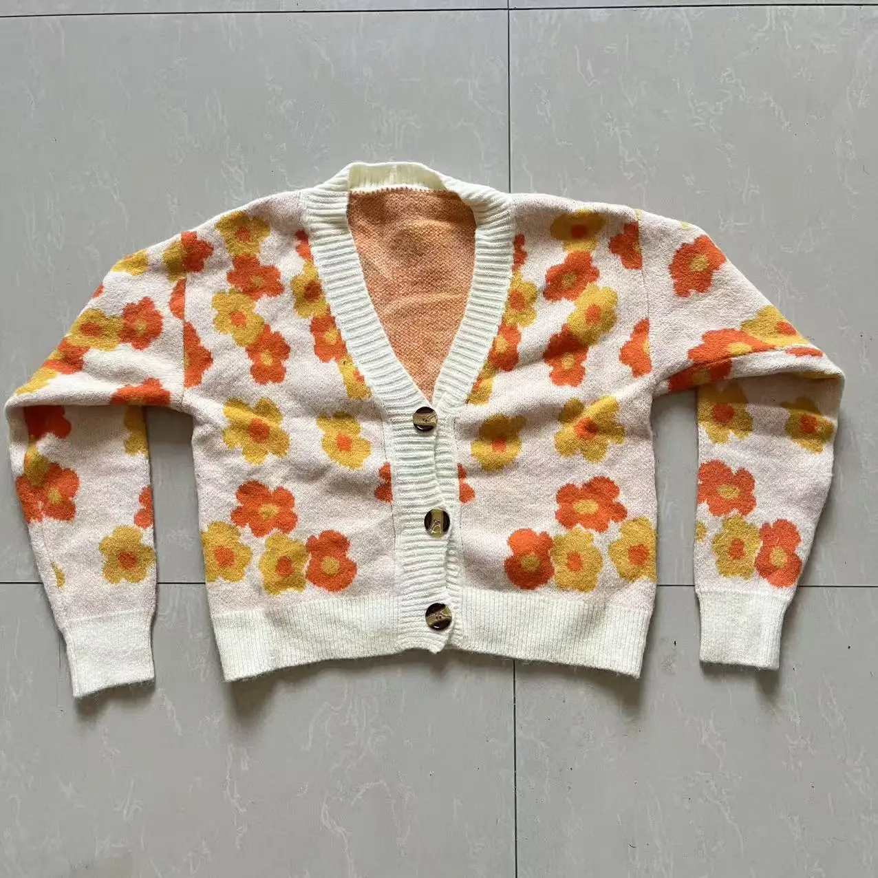 

Floral V-Ne ort Svel Sweater Coat for Women Loose Fit Thiened Long Sve Button-Up Casual Versatile ort Outerwear