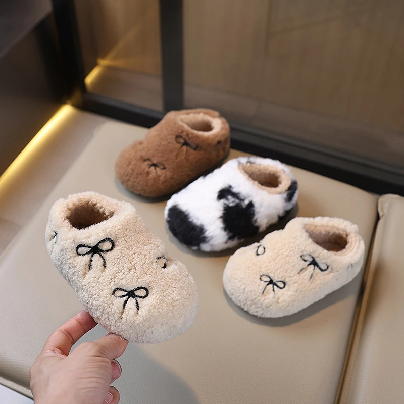

Winter Children's Warm Slippers 2025 New Furry Kid Causal Home Cotton Shoes Fashion Patchwork Non-slip Girls Flat Plush Slippers