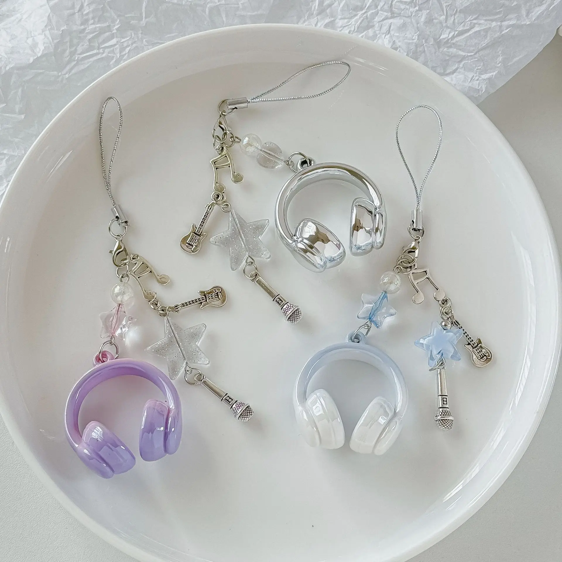 Breloque de téléphone style casque audio, accessoire de sac à dos personnalisé, porte-clés note de musique, pendentif créatif et élégant