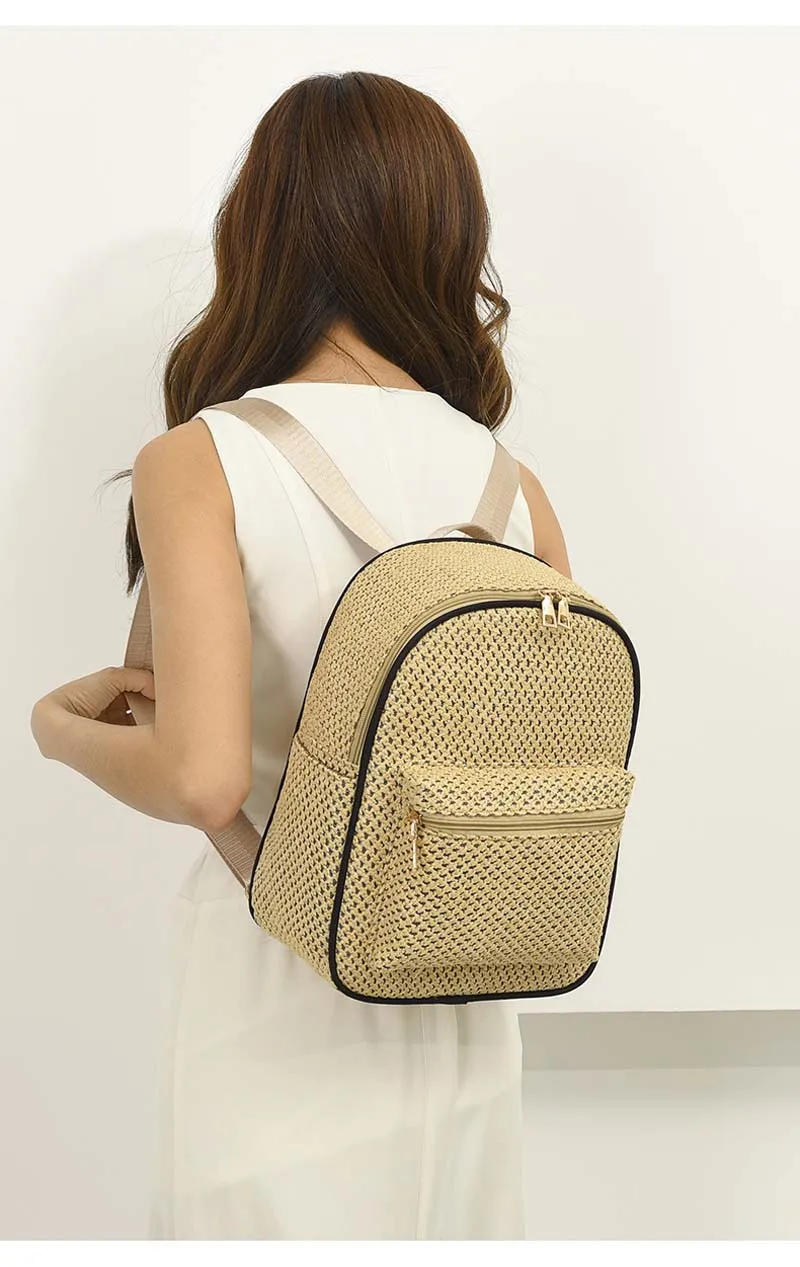 Hot Sale New Fashion Straw Weaving Backpack Women High Capacity Hand Woven Shoulder Bag Casual Light Travel Backpacks School Bag