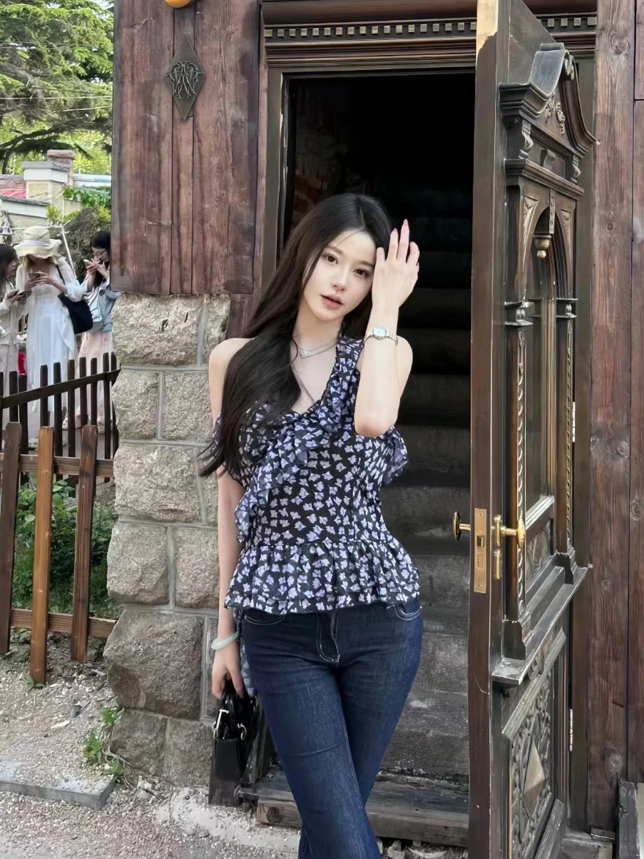 

Ретро-джинсы клеш глубокого синего цвета для женщин, новинка 2024 года, прямые, облегающие, сексуальные, узкие брюки-дудочки, длина в пол