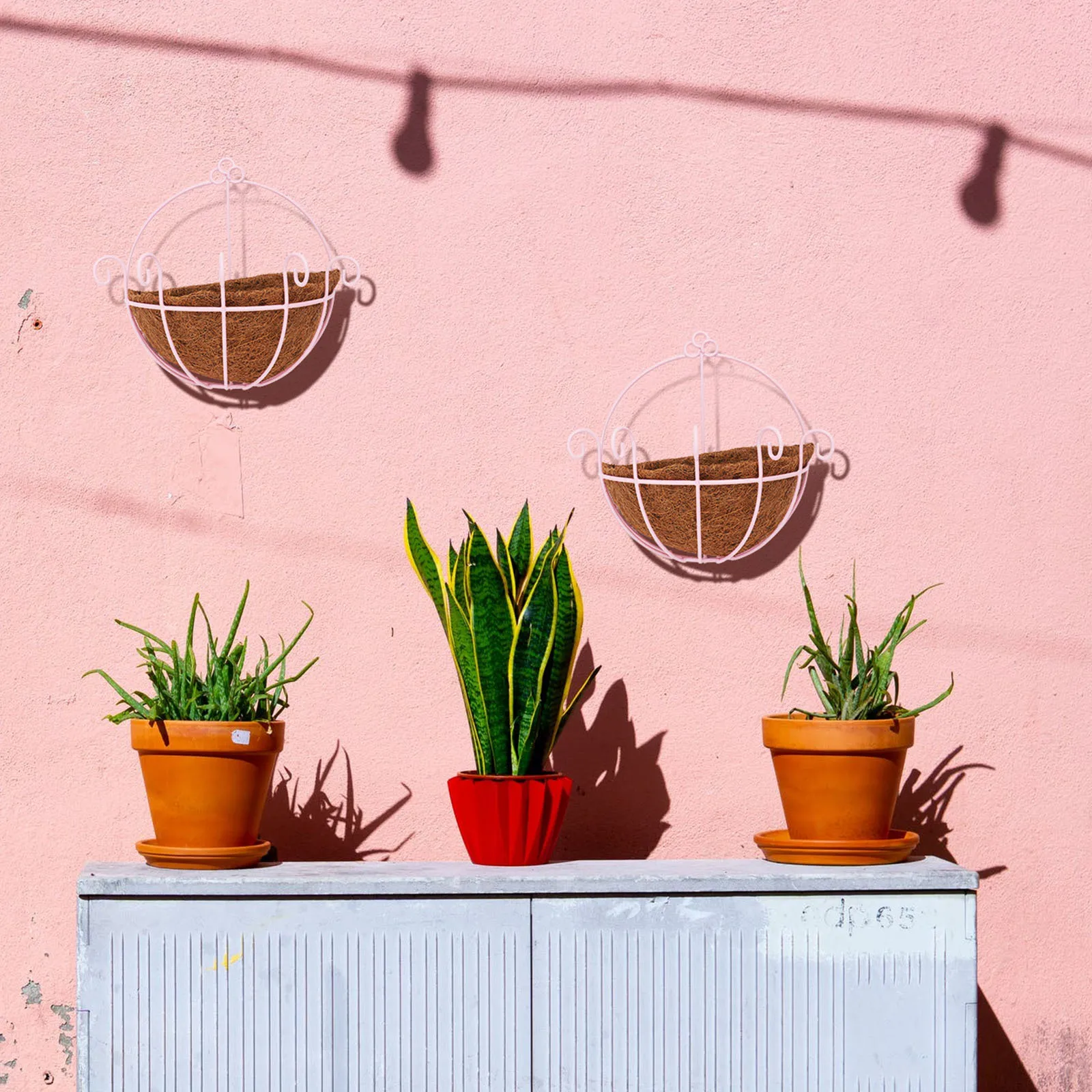 

1set 1Set Hanging Coconut Flower Pot Coir Liner Iron Planter Basket For Home Garden Decor Flowerpot Ceiling Hanging Plant Holder