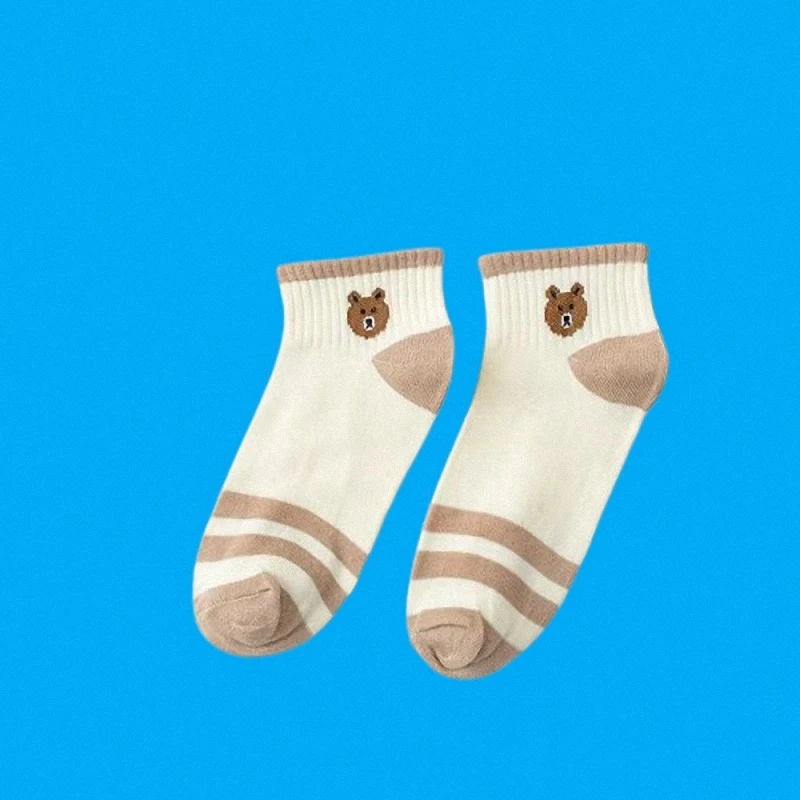 5/10 par Wysokiej jakości cienkie skarpetki damskie z płytkimi ustami Casual Boat Socks Cute College Style Bear Boat Socks Wiosna i lato