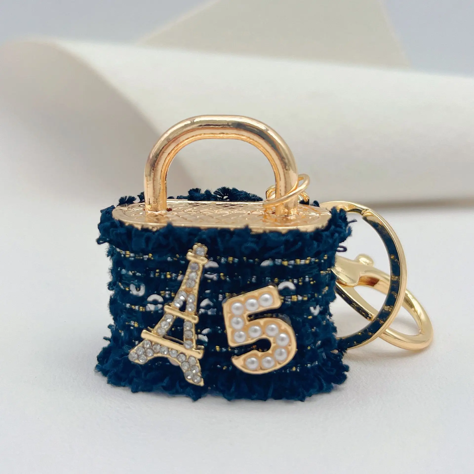Cute Mini Coin Purses Keychain with Eiffel Tower and Number 5 Small Earphone Box Fabric Bag Key Ring