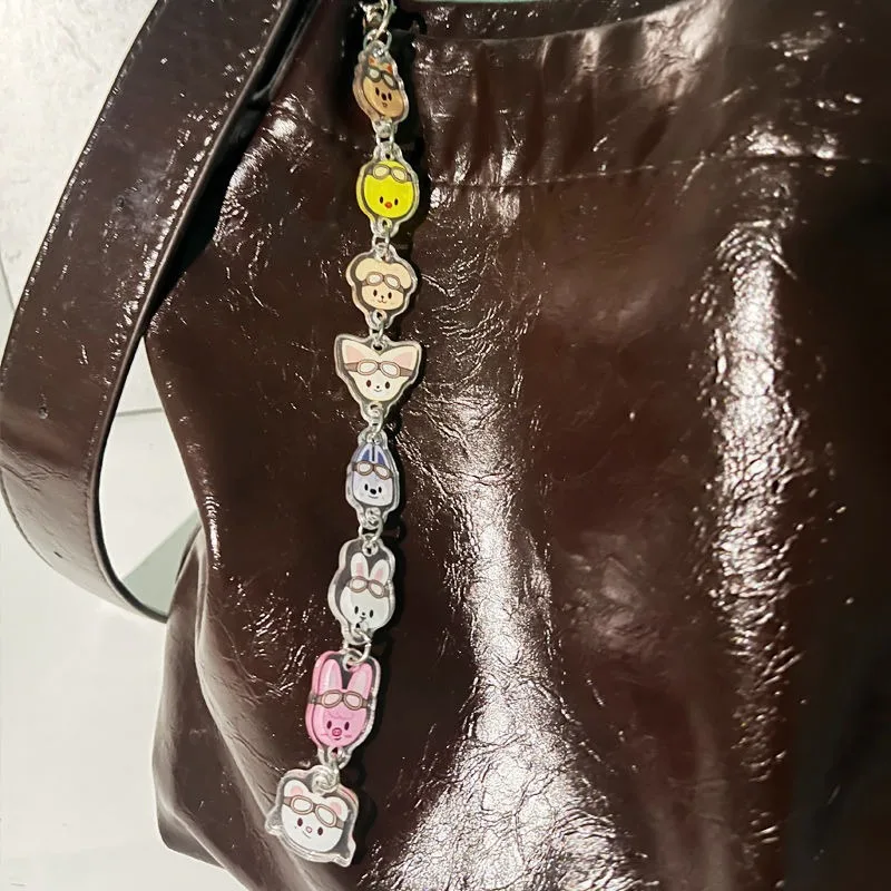 2025 SKZOO أنيمي الاكريليك KPOP المفاتيح المساعدون الكرتون قلادة لطيف الإبداعية حقيبة سحر سيارة كيرينغ أصدقاء المشجعين الهدايا