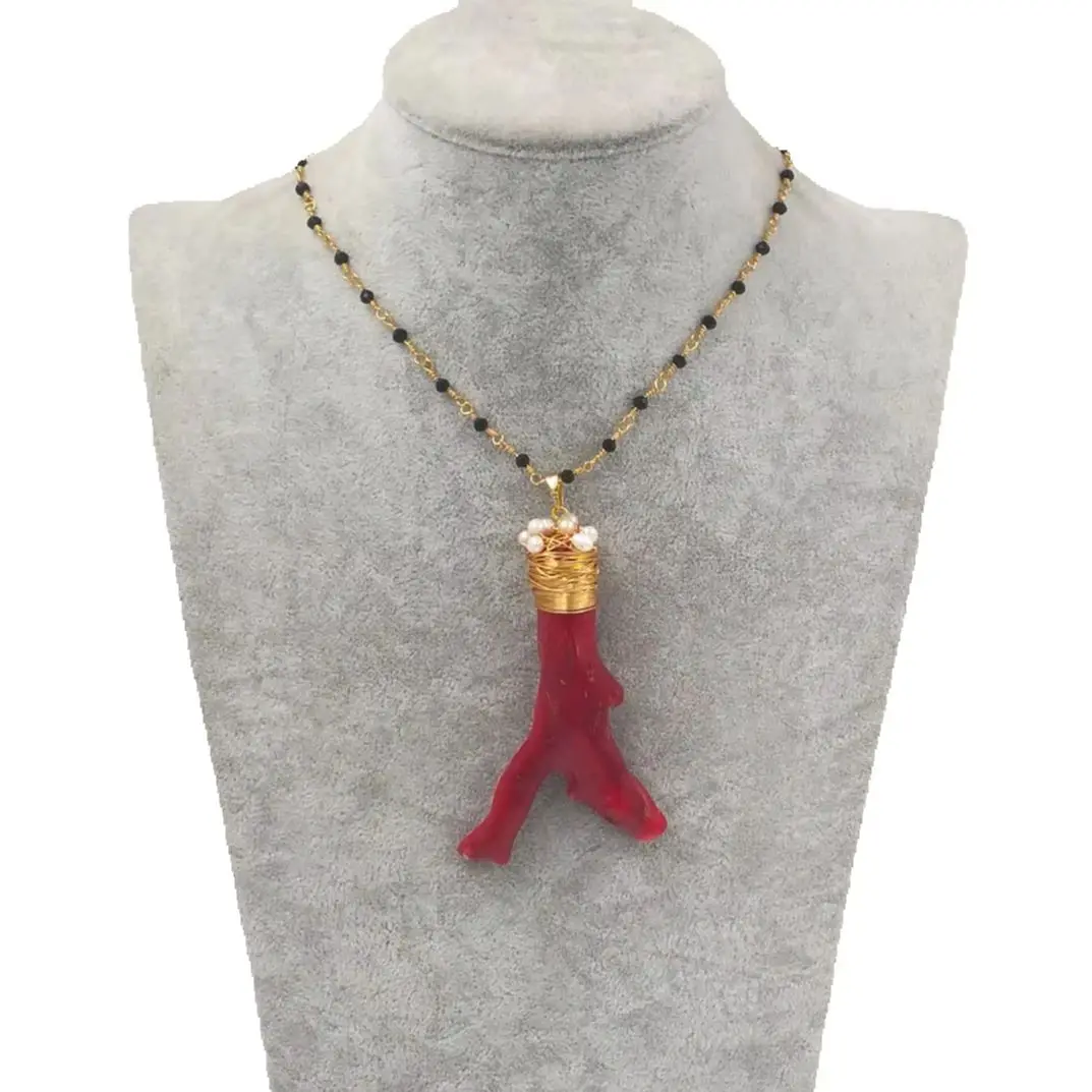 WT-JN236  WKT 2025 Elegant Style Red Coral Necklace Gold Plated Necklace Women Hot Design Dream Wedding Party Style Gift