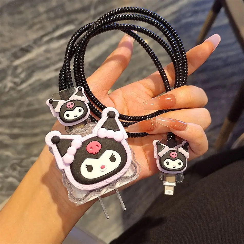 Custodia protettiva per cavo dati Anime Sanrio Kuromi Cartoon carino adatta per Iphone 18W/20W Custodia protettiva per caricabatterie Kawaii