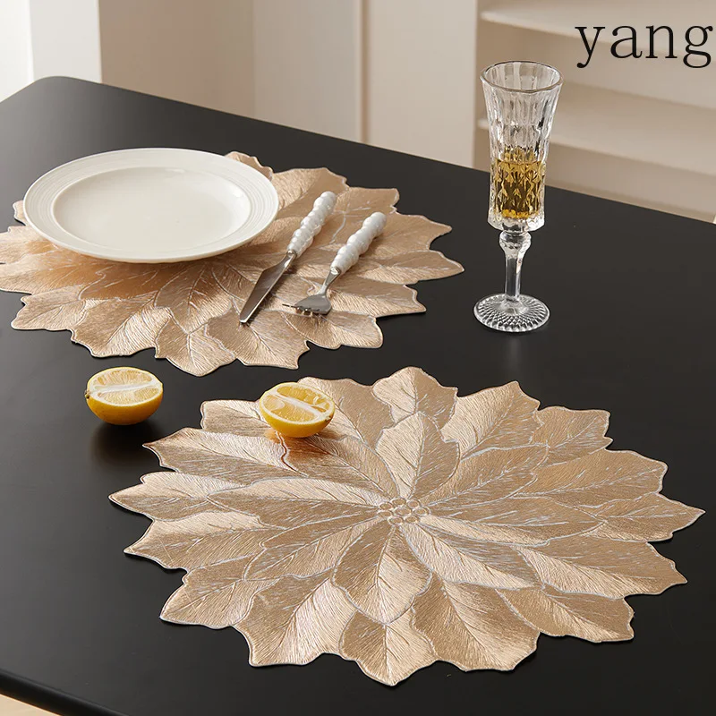 CX Christmas Flower Injection Molded Placemat Heat Insulated Solid Dining Table Premium Christmas Decoration Waterproof Placemat
