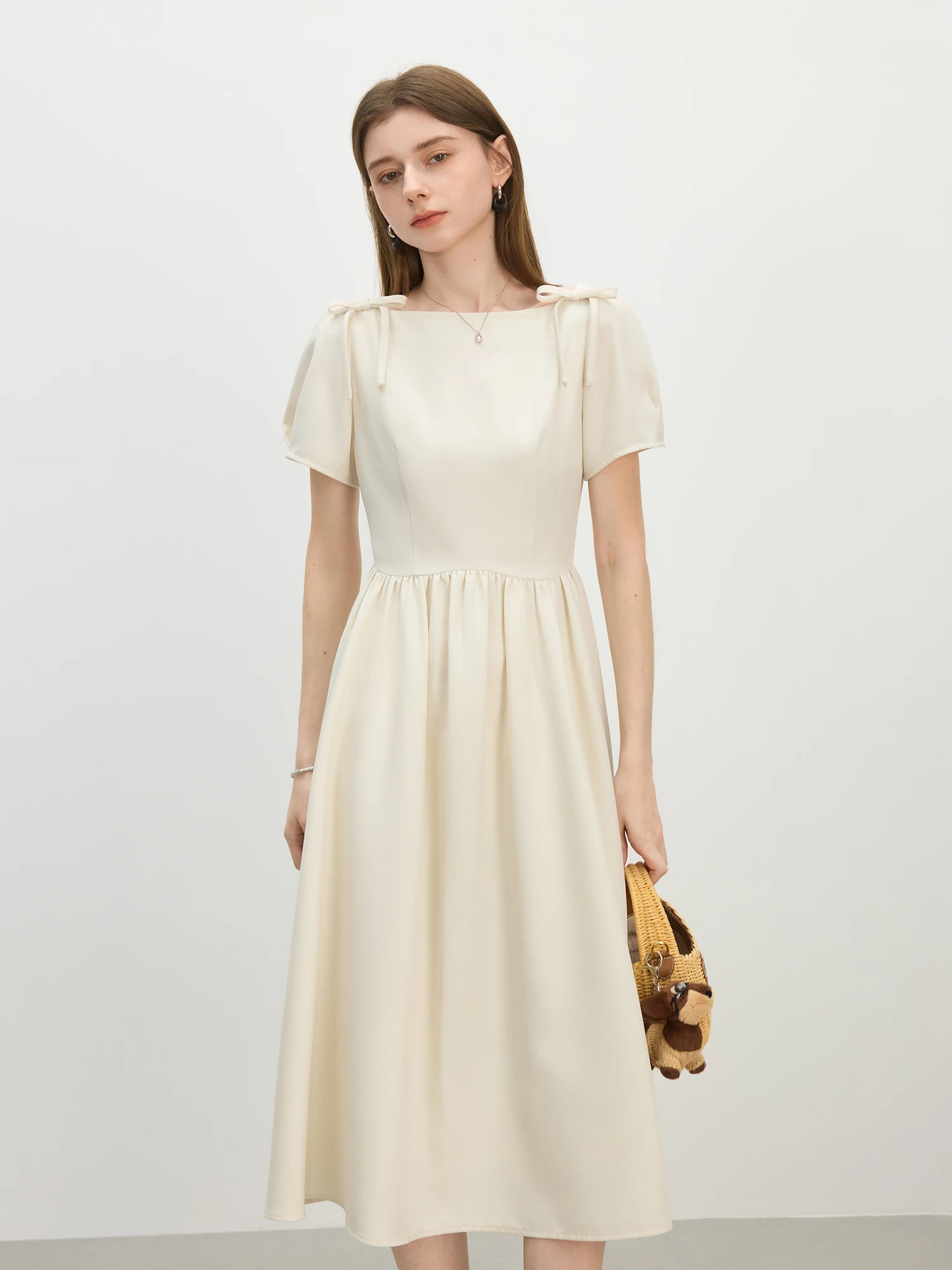 FSLE vestido de cuello cuadrado de estilo francés para mujer con lazo verano 2025 nuevo vestido ajustado longitud media 25FS12623