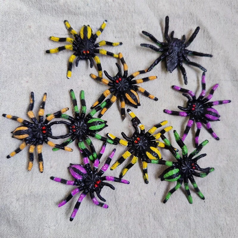 12pcs Colorful Pattern Simulation Spider Halloween Venue Layout Stunt Toy Spider Color 4 Clock Color Mix