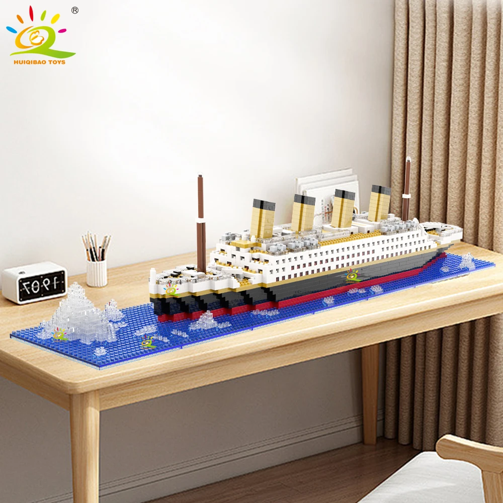 HUIQIBAO MOC Titanic Giant Ocean Iceberg Adventure Navigation Boat Small Particle Building Blocks Kid Micro Bricks Toy for Adult