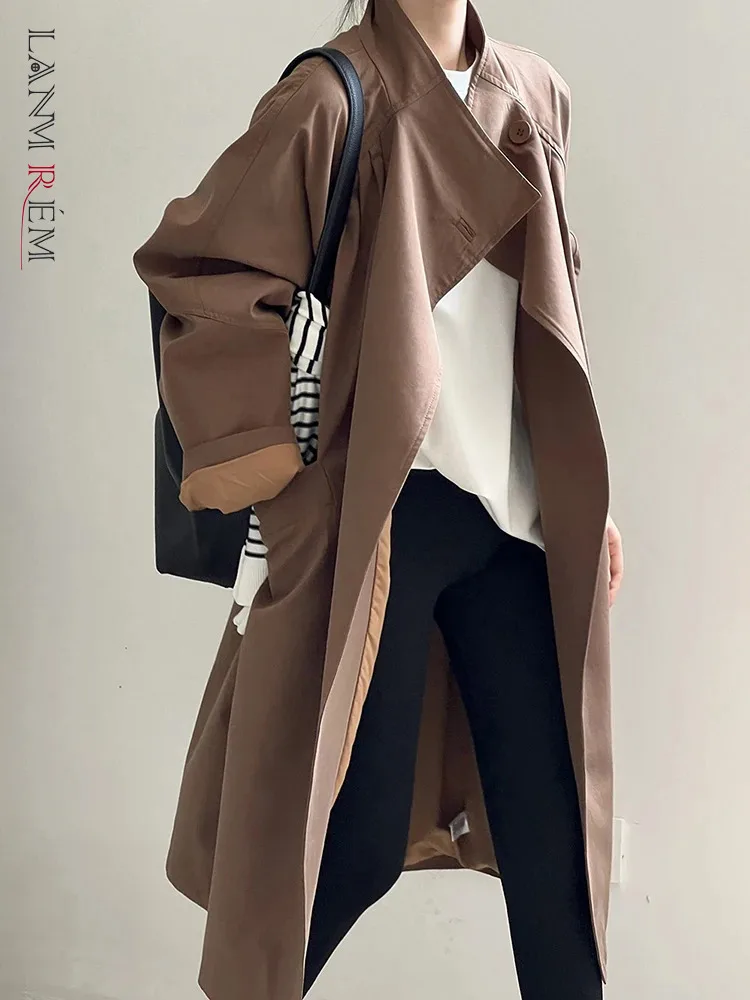 

[LANMREM] Minimalism Single Button Trench For Women Lapel Long Sleeve Office Lady Windbreaker Fashion 2024 Autumn New 26C234