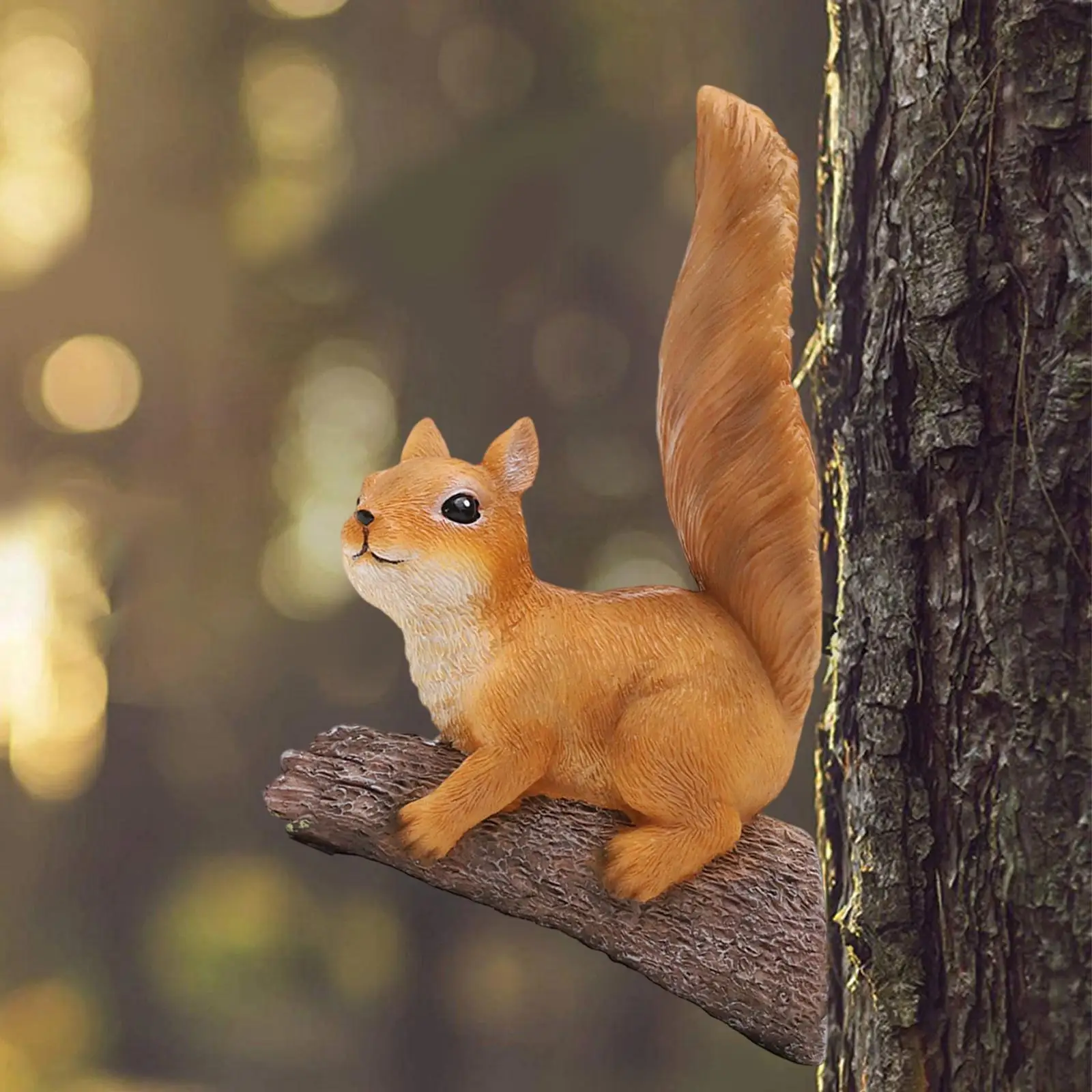 

Squirrel Figurine Weatherproof Resin Garden Statue Yard Art Decor Animal Sculpture for Backyard Patio Porch Housewarming Gift