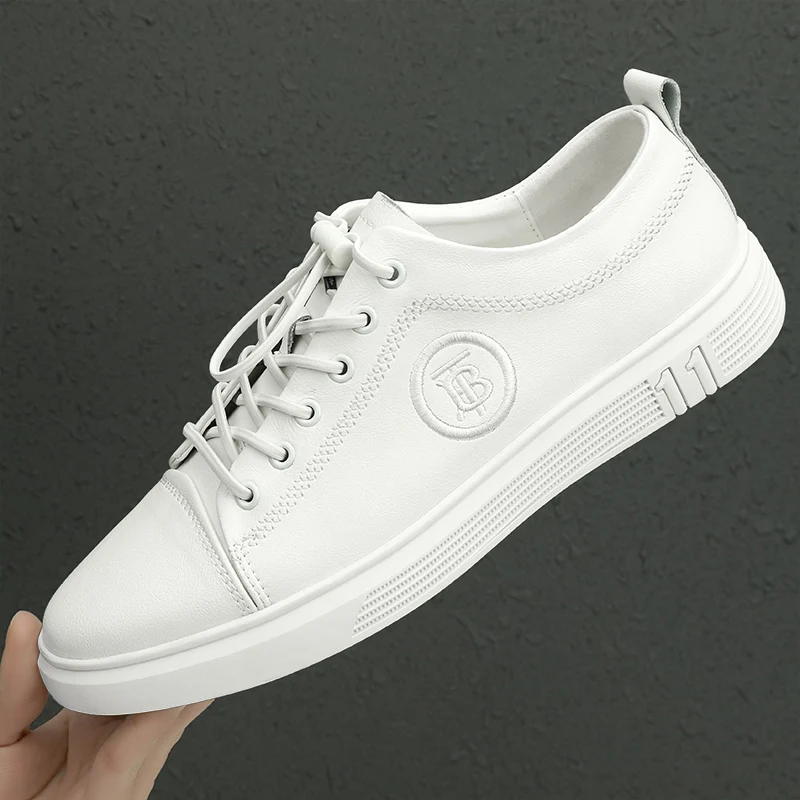 

2025 Men's New Autumn Breathable White Sneakers - Stylish Casual Loafers with Premium Feel