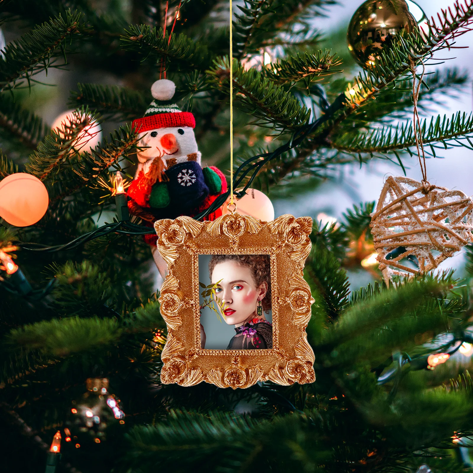 

Creative Christmas Tree Photo Frame Ornament 3D Resin Hanging Decoration for Festive Home Holiday Display Xmas Party Decoration