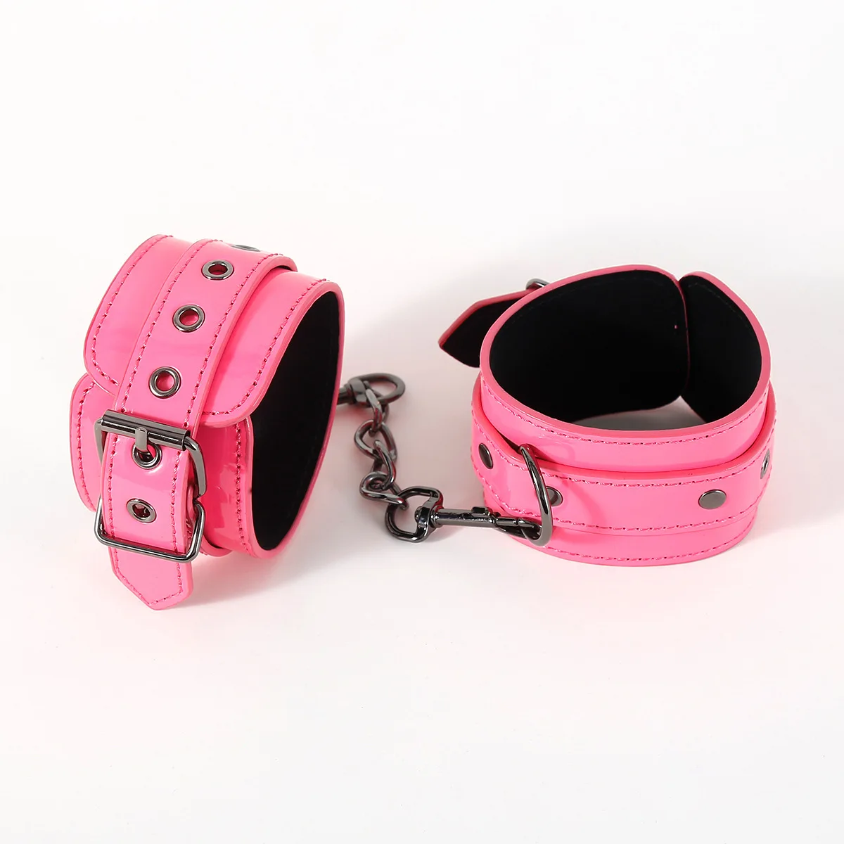 أصفاد عالية الجودة مثيرة معدنية قابلة للتعديل بولي Leather قيود جلدية المثيرة زوجات الكفة ألعاب جنسية للأزواج ألعاب الكبار لوازم