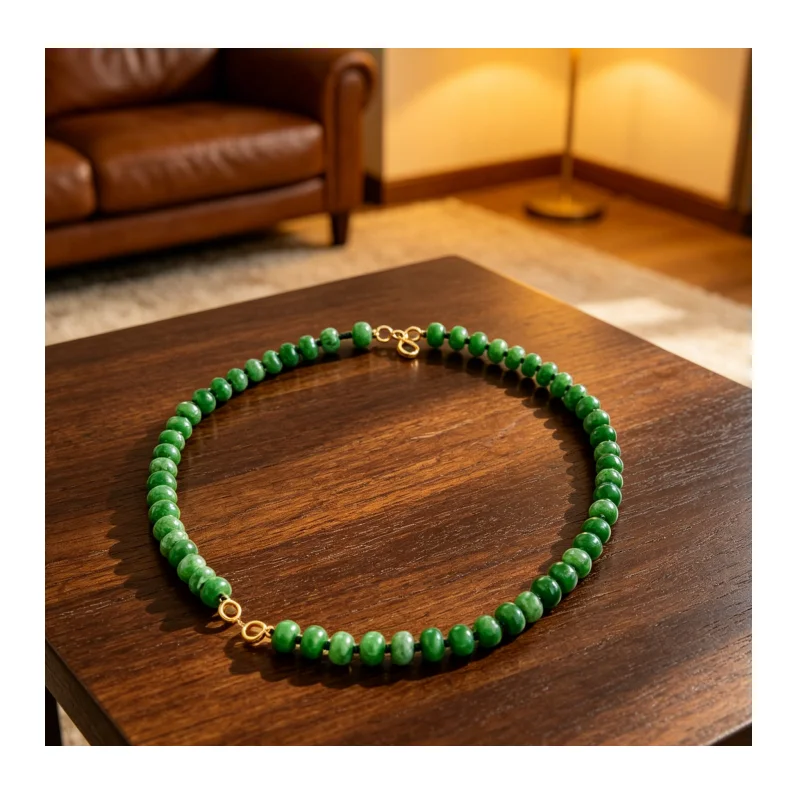 

Green Beaded Necklace with Gold Clasp, Natural Stone Disk Bead Choker for Women