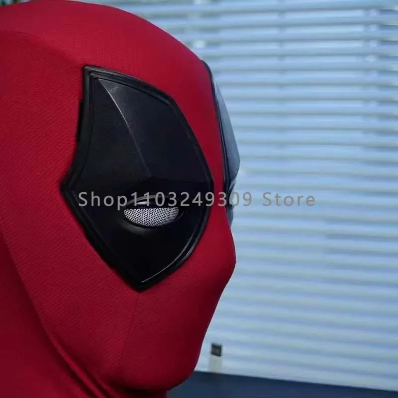 Marvel Comics Deadpool Halloween ringraziamento Deadpool Hood Cosplay Dress Mask con luci e musica, puoi battere le palpebre.