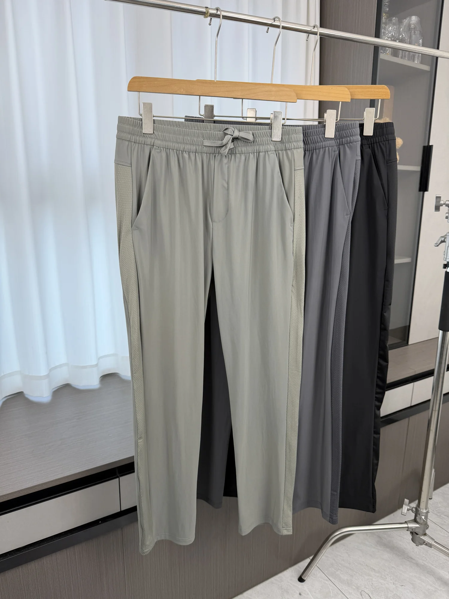 Cooling Air Conditioning Pants Smooth Elastic Men's Spring Summer Thin Breathable  Color Comfortable Versatile Casual Pants