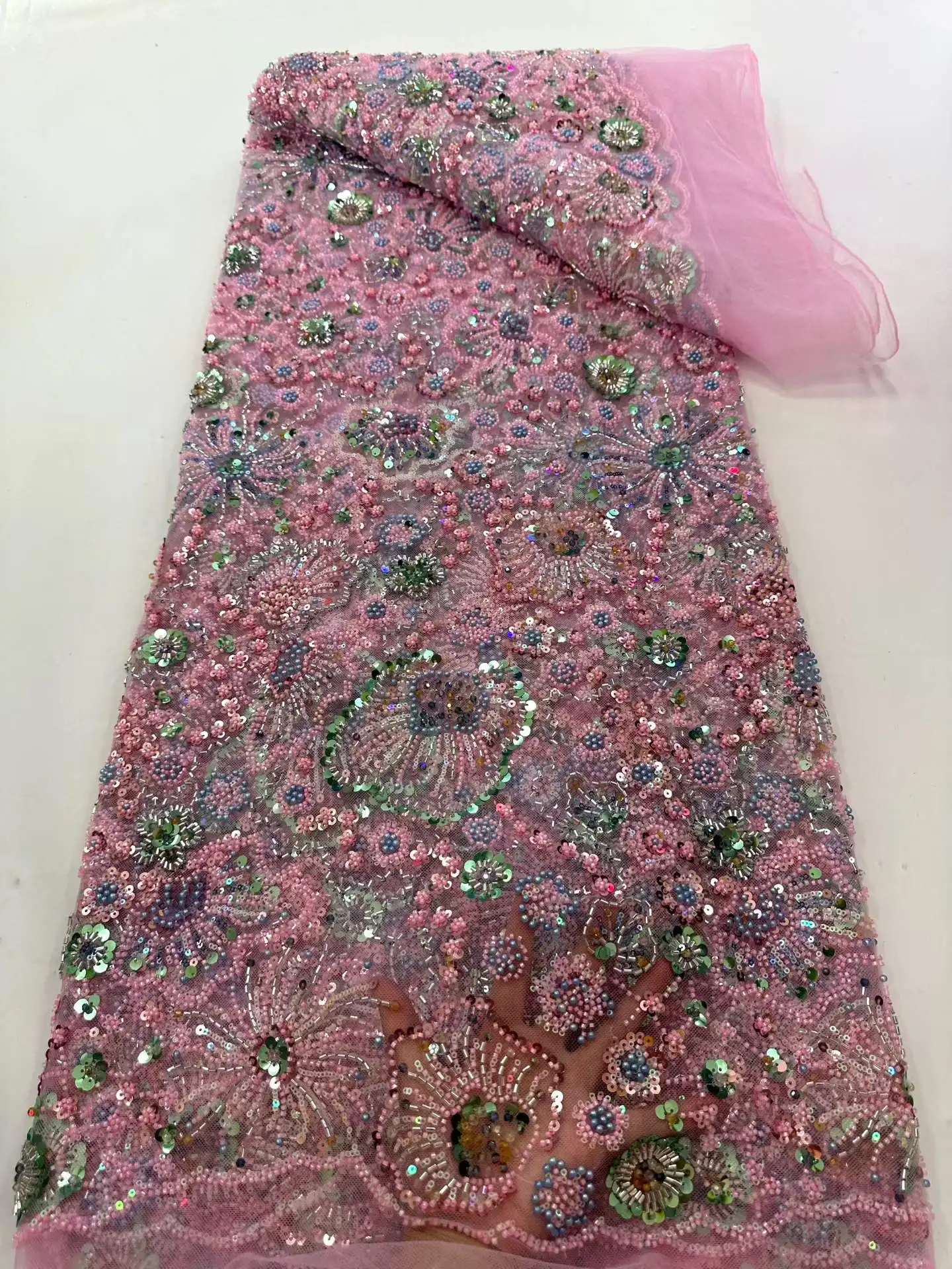 

Новинка 2026: Роскошная африканская ткань с цветочным узором, бисером и пайетками для свадебных и праздничных платьев