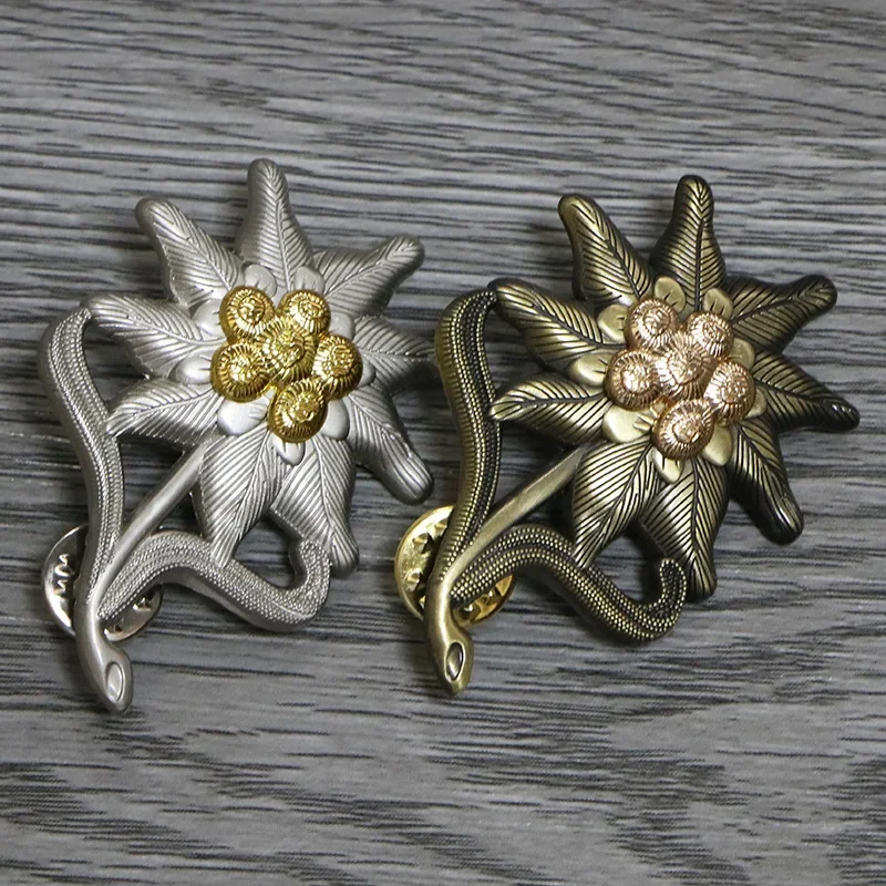 REPLICA Doppelschwert Schwertlose Eichenblatt-Bestellabzeichen Ritterbestellung Edelweiß Emblem Eisernes Kreuz Brosche Gold Silber Medaille