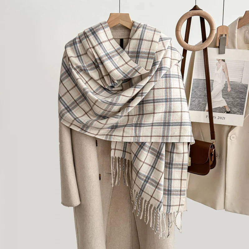

New Autumn Winter Plaid Women's Scarf Soft All-Matching Fashion Shawl Tassel Thickened Warm Large adult scarf 200*63 Hot sale