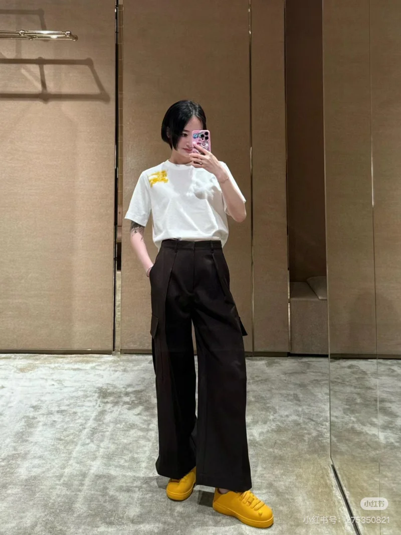 

Small niche trend women's pants, fashionable and stylish loose casual workwear, large pocket slit straight leg pants