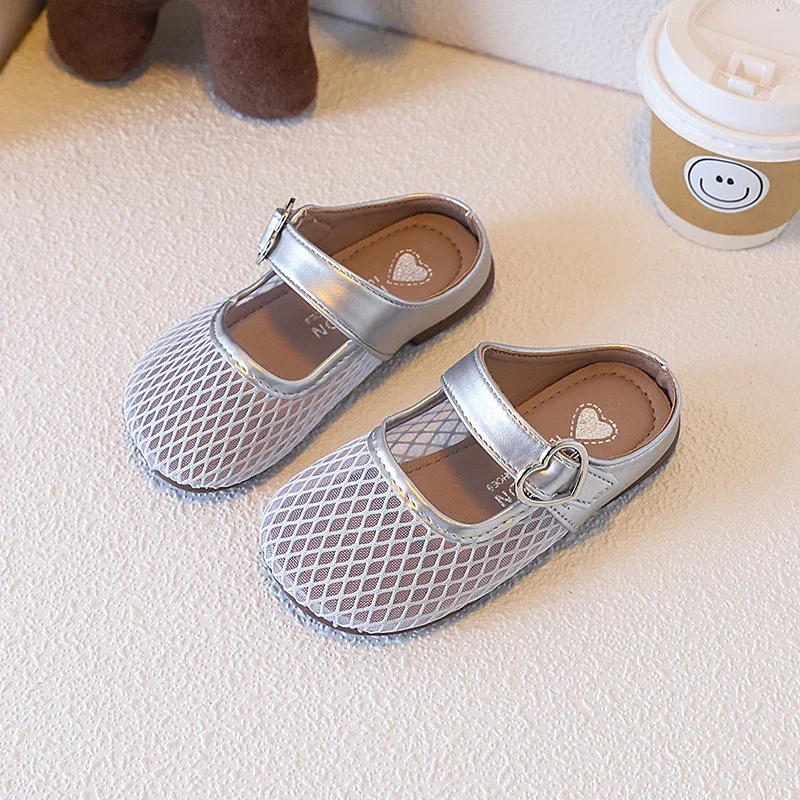 

2025 Children Casual Sandals for Girls Summer New Fashion Korean Style Soft Bottom Anti-slippery Versatile Cut-outs Beach Shoes
