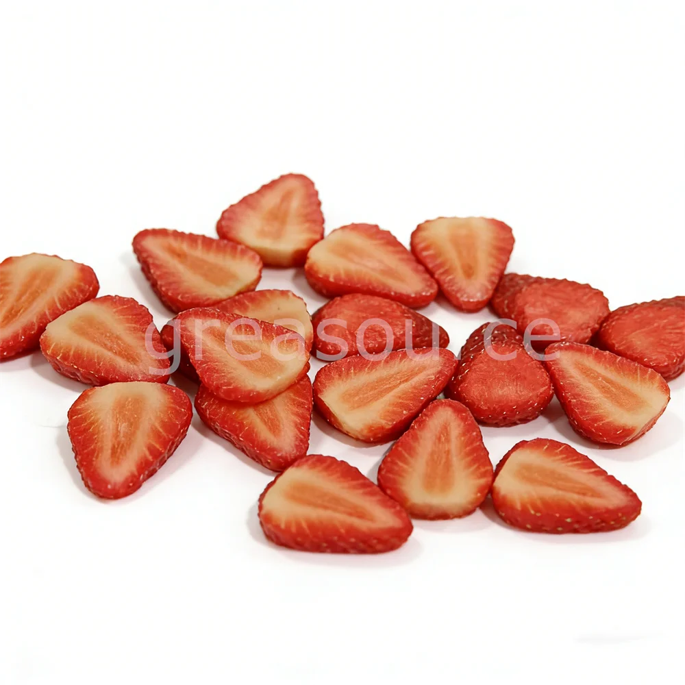 3pcs-design-pvc-realistic-display-small-faux-strawberry-flesh-slices-fruit-fake-dessert-food-model-simulation-joy-toys-pvc-touch