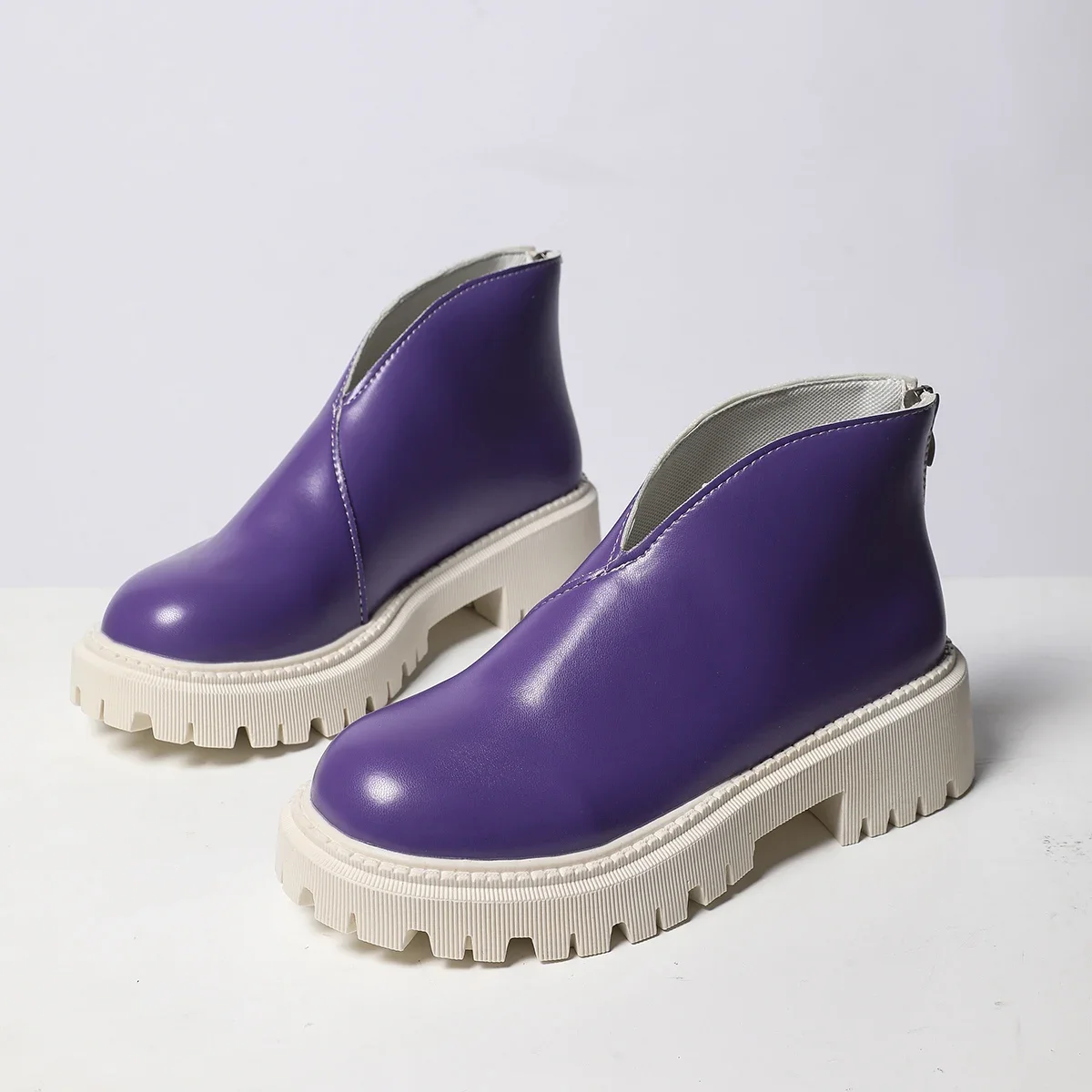 Winter-Damenstiefel mit mittelhohem Absatz, rutschfester Sohle und Reißverschluss hinten, modische High-Top-Schuhe, bequeme Outdoor-Sportschuhe. – Detail 34