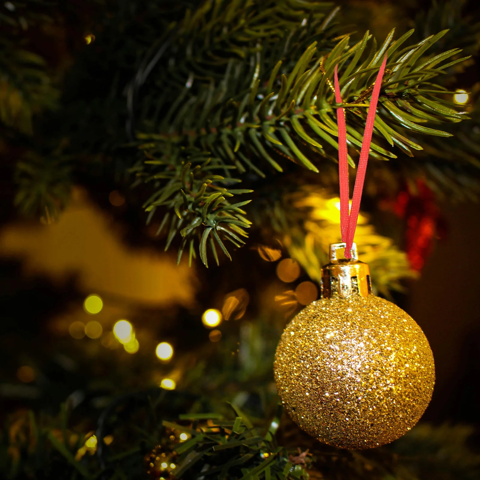 

200Pcs Xmas Ornament Hanger Strings Red Green Thin Ribbon for Christmas Tree Hanging Decorations Holiday Supplies