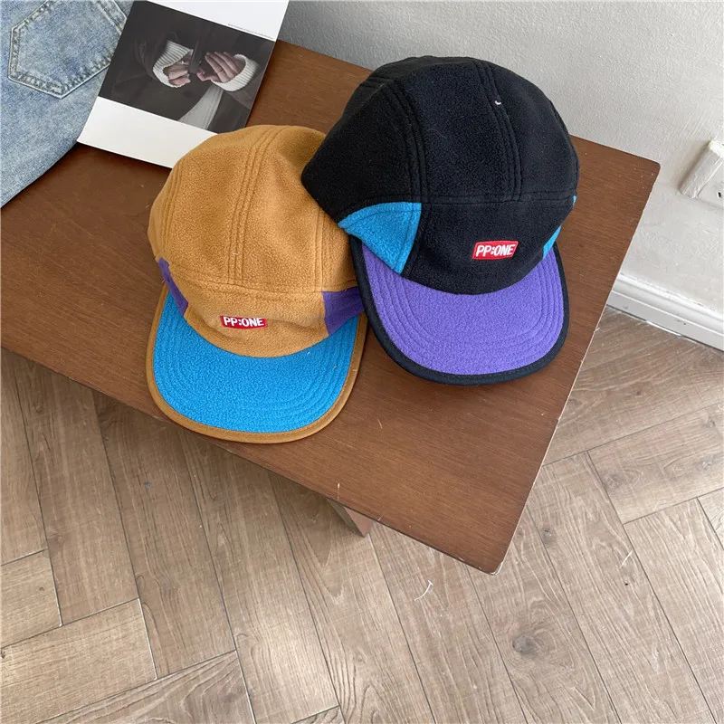 Polar Fleece Baseball Cap Female Men\'s Autumn and Winter Warm Flat Eaves Cap Retro Peaked Cap