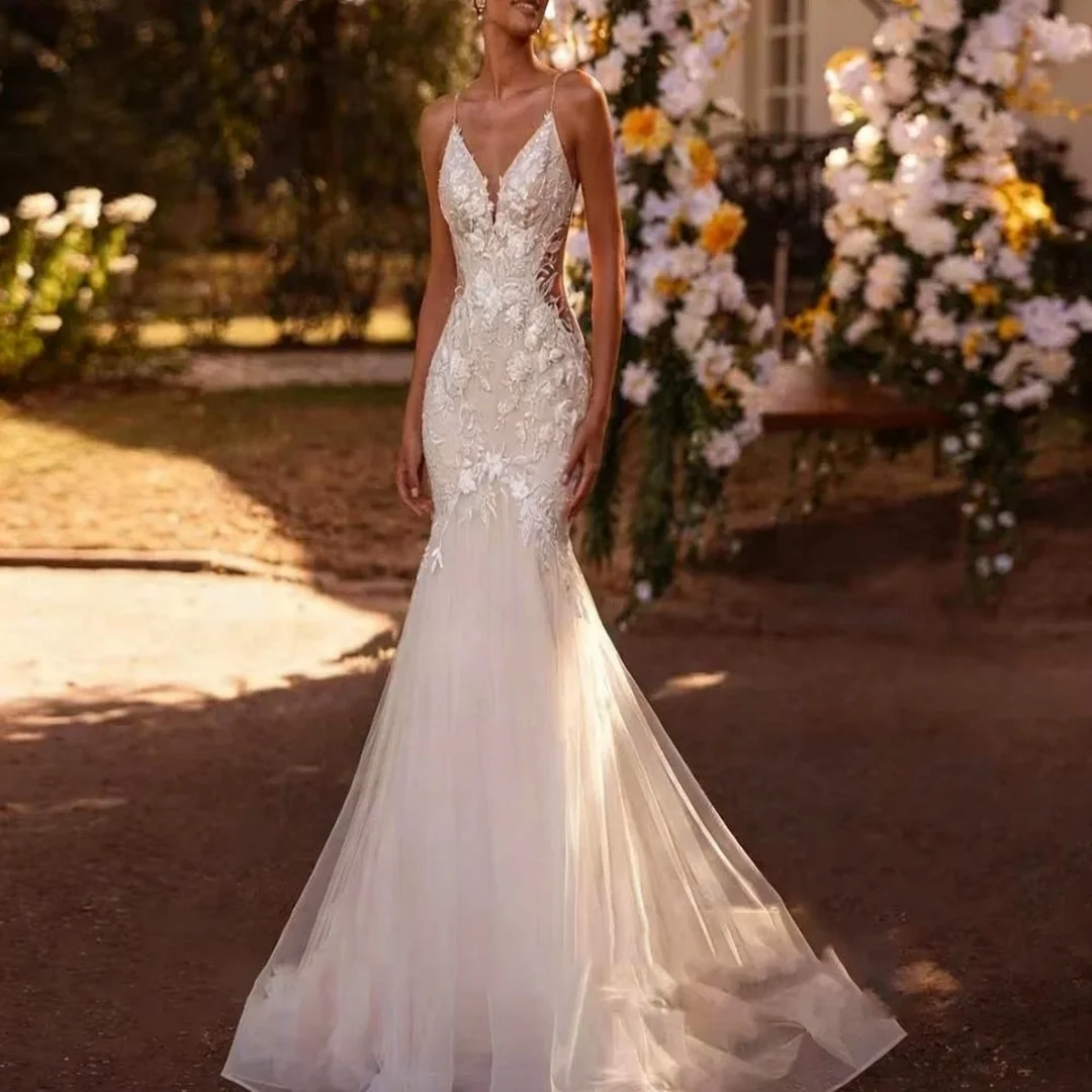 

Customized Lace Applique Wedding Gown Charming Ruffles V-neck Formal Bride Porm Party Gowns