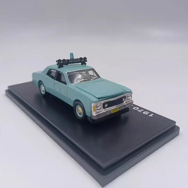 Diecast 1:64 Scale 1970 Ford XW V8 Sedan Simulation Alloy Car Model Decoration Collection Toy Gift Decration Souvenir