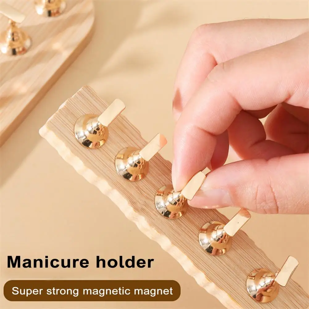 Minimalist Nail Base Strong Magnetic Display Rack Salons Schools And Home Use Support for Nail Designs