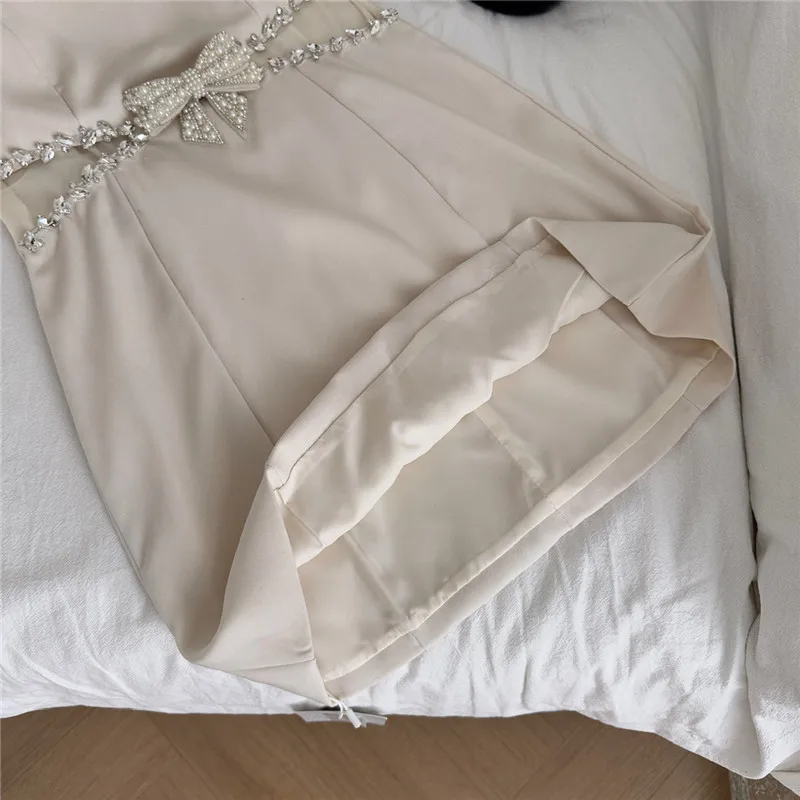 الفرنسية المشاهير سيدة الماس رصع قلم رصاص تانك فستان ساحة طوق شبكة المرقعة الجوف الخصر الحمالة فستان حفلة صغيرة