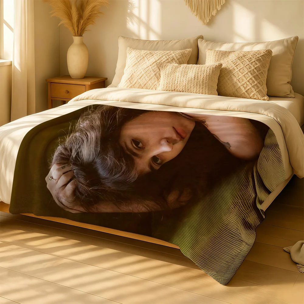 Singer Clairo Blanket For Soft Warm Knee For Bedroom Living Room Bed Sofa Camping Picnic Office Gift