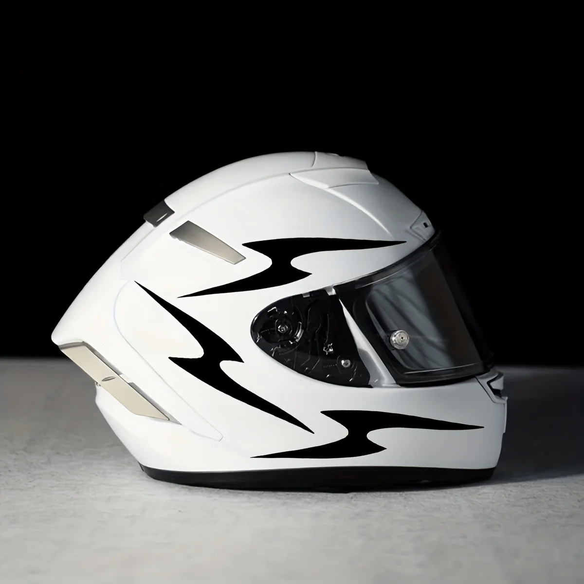 1 Juego de pegatinas de vinilo con diseño dinámico elegante rojo y negro para casco, decoración artesanal de coche (pegatinas decorativas de estilo llama/delgado)