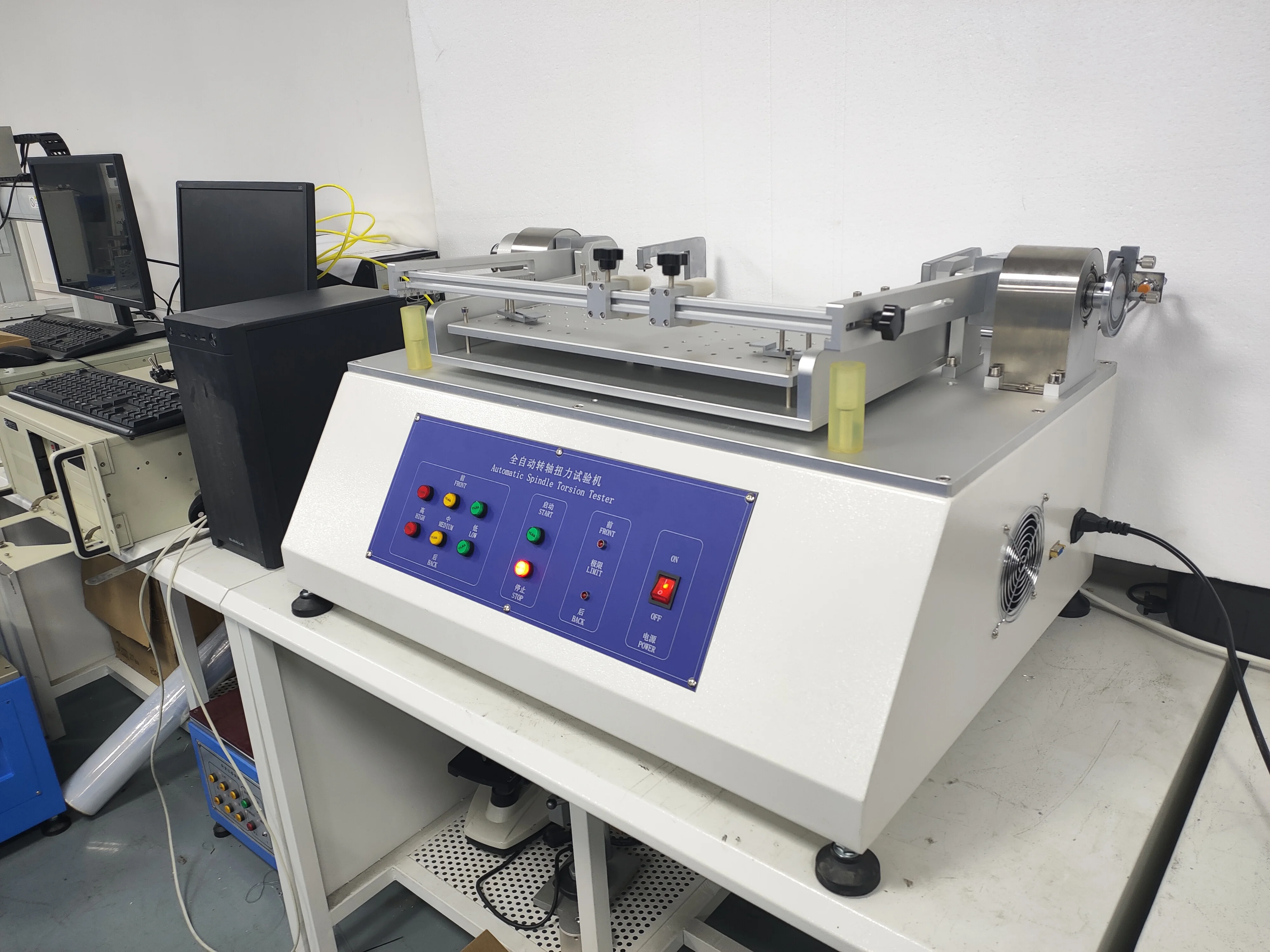 Máquina de testes de torque automática de eixo de laptop