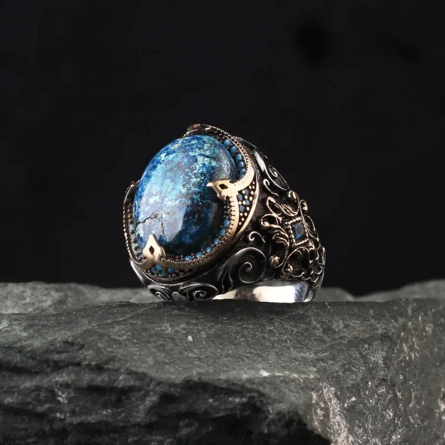 

2025 Men's Punk Hip - Hop Retro Blue Opal Ring, Exaggerated & Unique Silver Ring with Vintage - Inspired Design for Party Gift