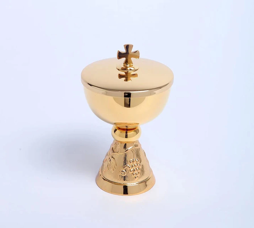 Catholic Brass Priset Celtic Chalice Wtih Paten Gold Gilded Host Ciborium With Cross Lid Mass Liturgical Church Supplies